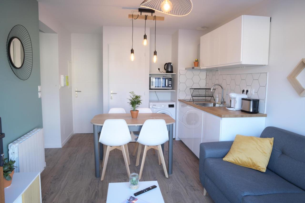 Appart T2 avec terrasse, parking et wifi Angoulême Eksteriør bilde