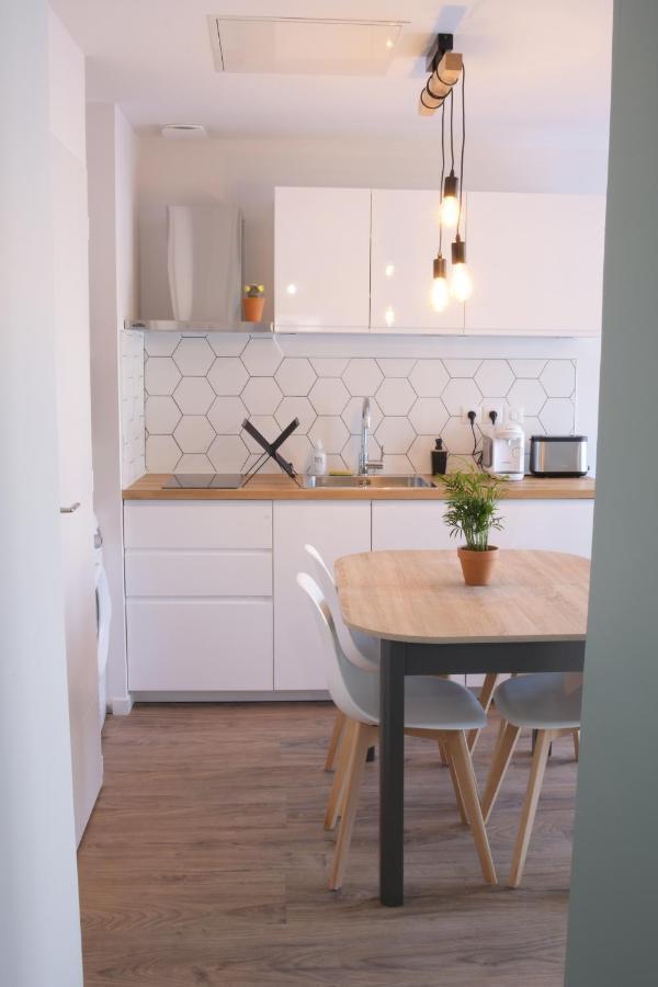 Appart T2 avec terrasse, parking et wifi Angoulême Eksteriør bilde